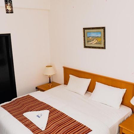 Pan Emirates Hotel Apartments Schardscha Exterior foto