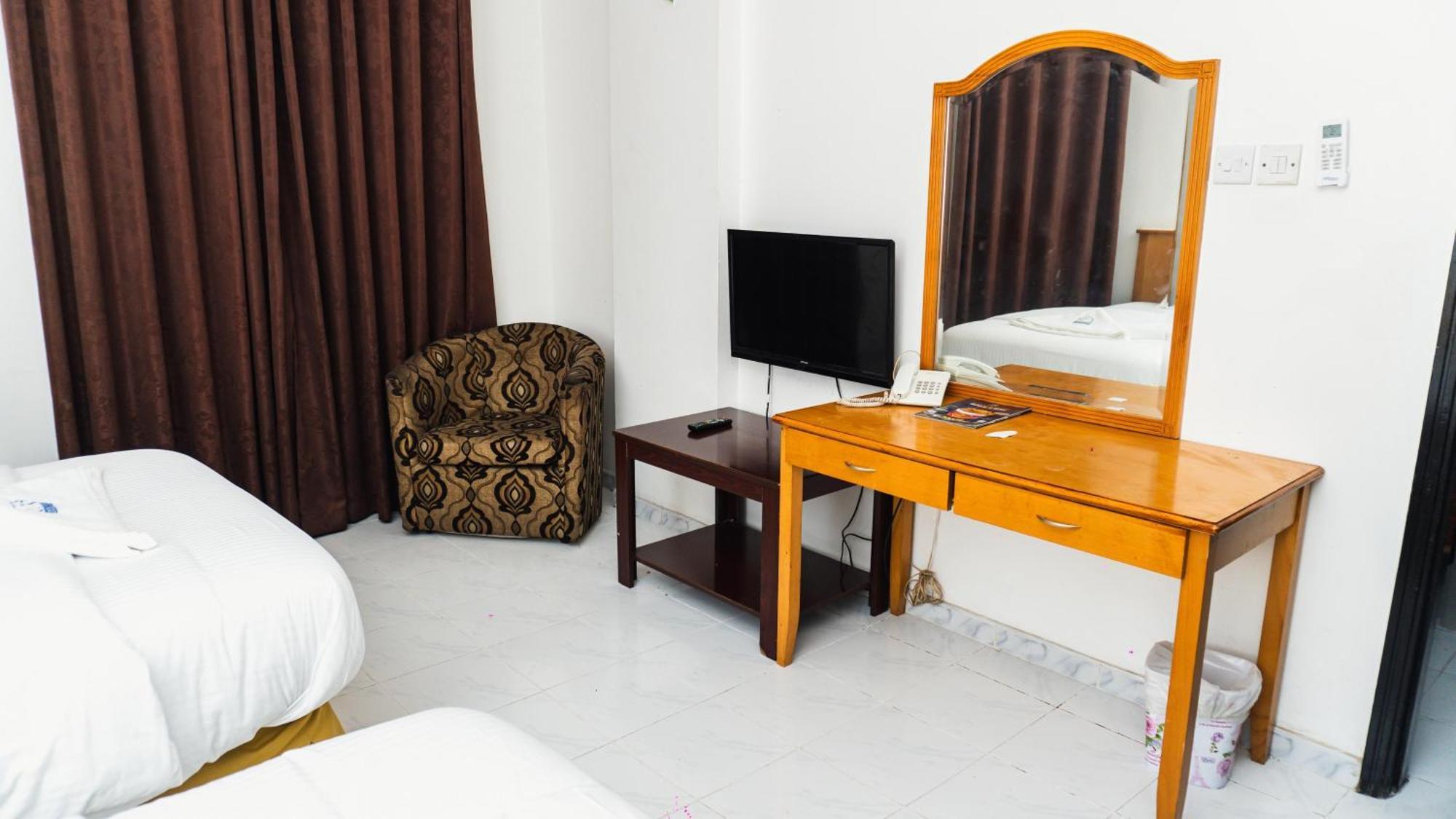 Pan Emirates Hotel Apartments Schardscha Exterior foto